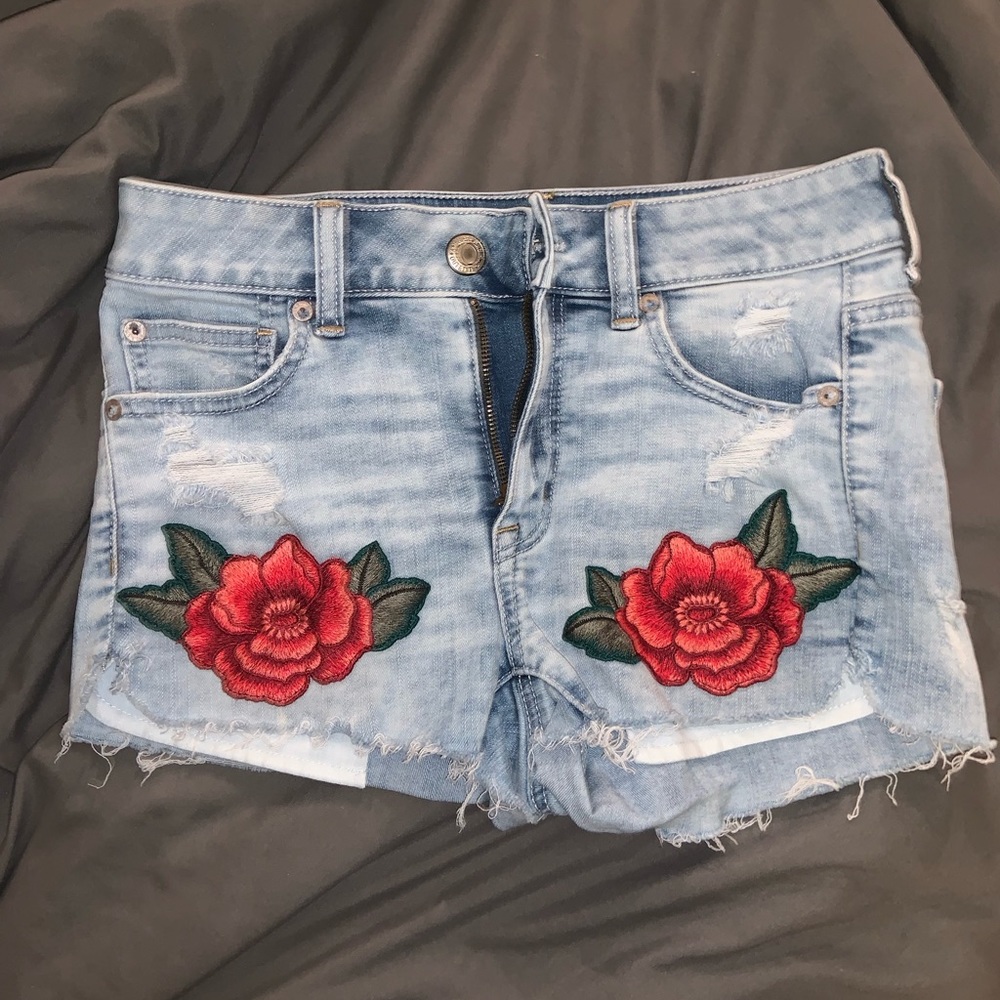 American Eagle Jean shorts with red flowers